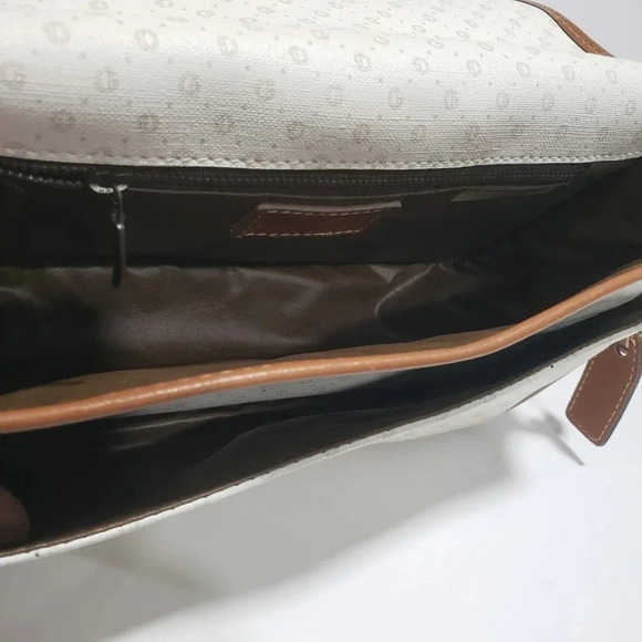 Vintage White/Brown leather  crossbody/Shoulder Bag. - Picture 6 of 13